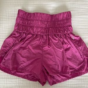 Free people pink the way home shorts size small hardly worn